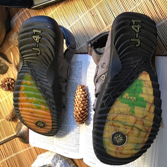 LIKE NEW! J - 41 SeaLine WJ06SEA Terrain Sandal - Picture 6 of 8